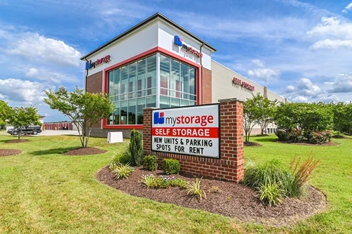 mystorage - Grassfield storage facility exterior view